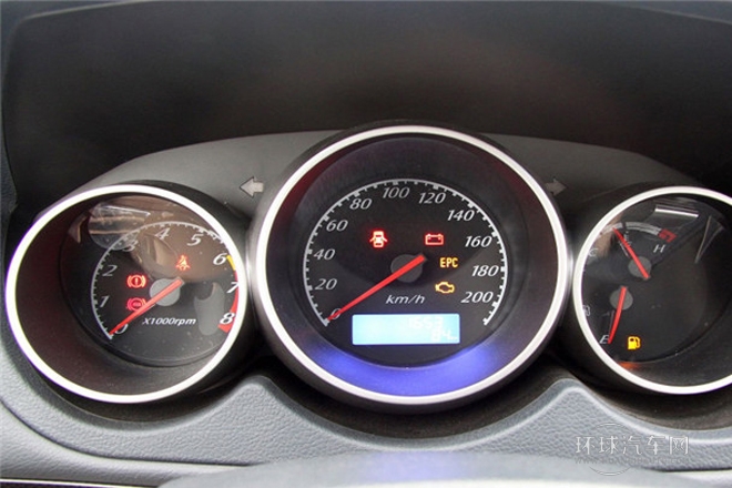 2011款 2.0T 兩驅(qū)舒適型