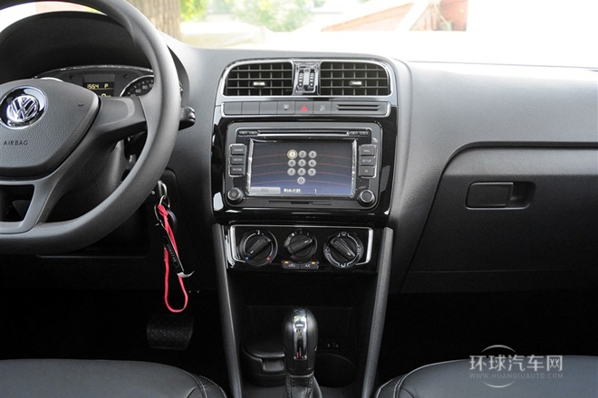 2015款 1.6L 自動(dòng)30周年紀(jì)念版