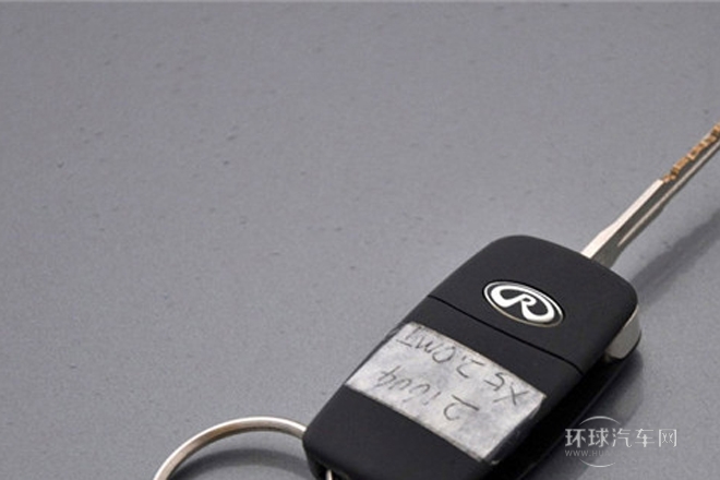 2011款 2.0T 兩驅精英型