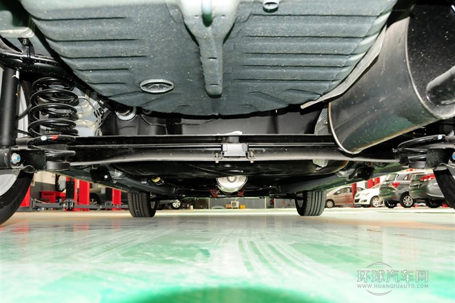 2013款 兩廂 1.5L 手動樂天版