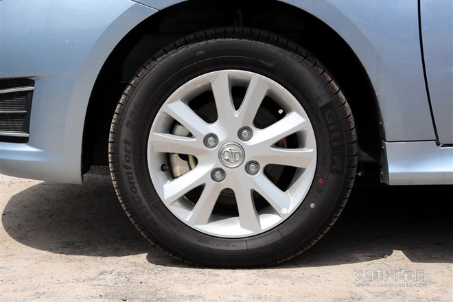 2013款 兩廂 1.5L 手動樂天版