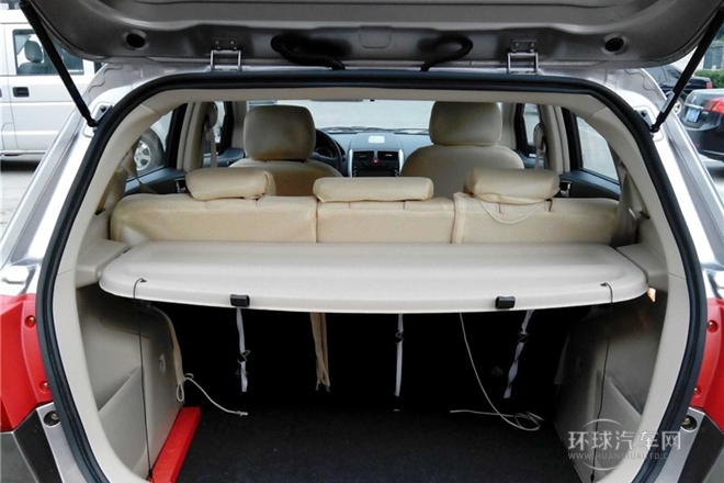 2013款 兩廂 1.5L 手動(dòng)樂天版