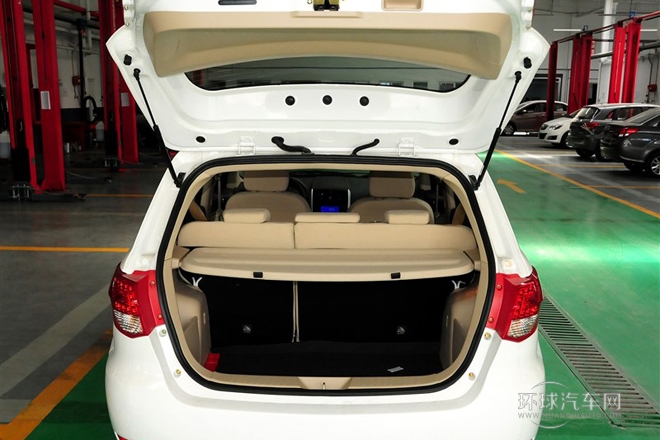 2013款 兩廂 1.5L 自動樂天版