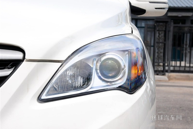 2013款 兩廂 1.5L 自動(dòng)樂(lè)天版