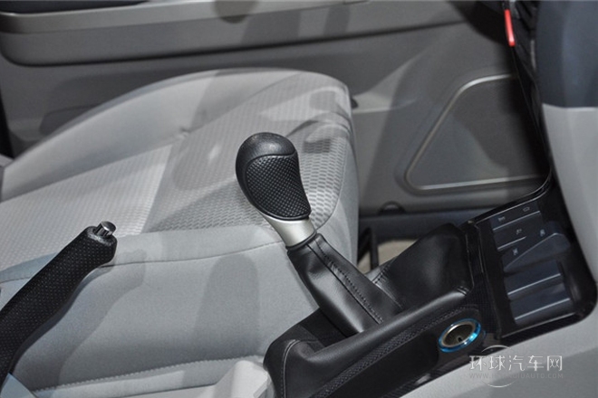 2011款 2.0T 四驅豪華型