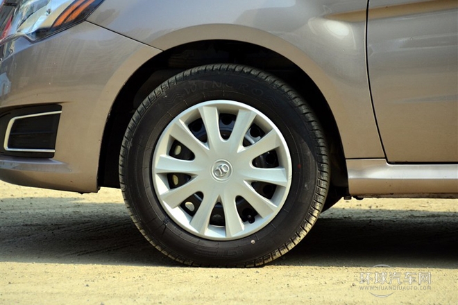 2013款 三廂 1.3L 手動樂天版