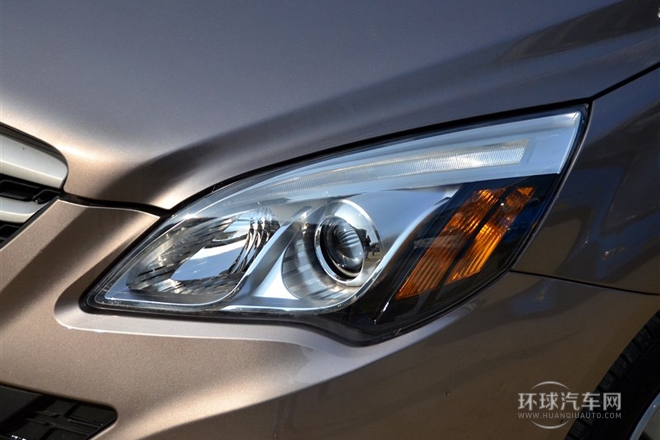 2013款 三廂 1.3L 手動(dòng)樂天版