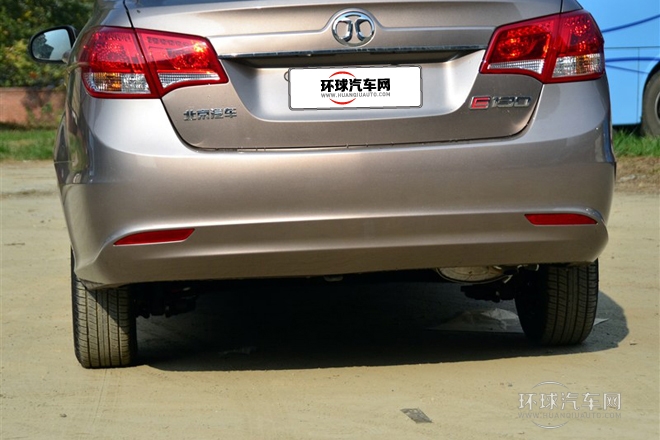 2013款 三廂 1.3L 手動樂天版