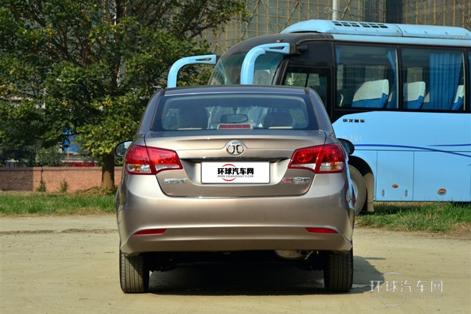 2013款 三廂 1.3L 手動樂天版