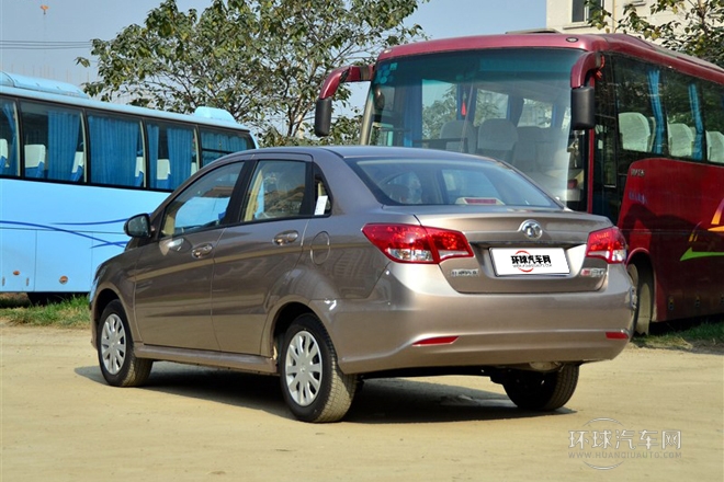 2013款 三廂 1.3L 手動樂天版