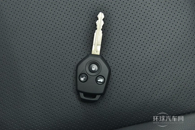 2014款 2.0i 手動豪華版