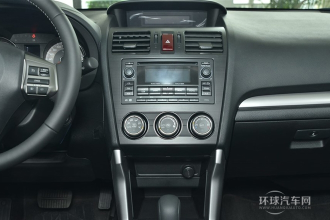 2014款 2.0i 手動豪華版