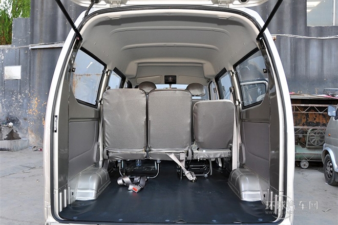 2012款 1.0L 基本型