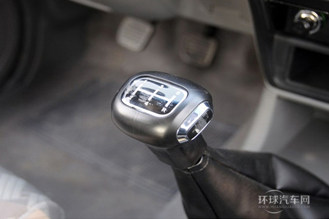 2009款 2.6L四驅 基本型皮卡