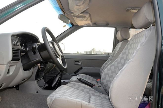 2009款 2.8T兩驅(qū) 基本型皮卡