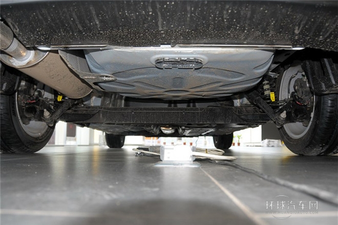 2013款 2.0L 標準版