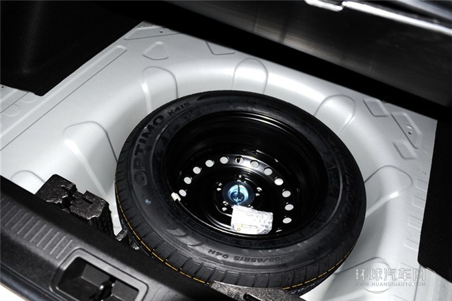 2013款 2.0L 豪華版