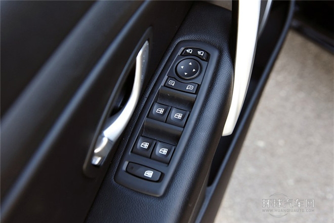 2013款 2.0L 時尚版