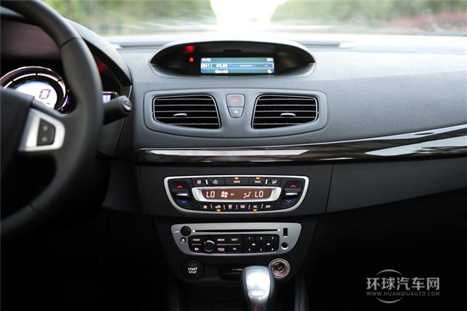 2013款 2.0L 時尚版