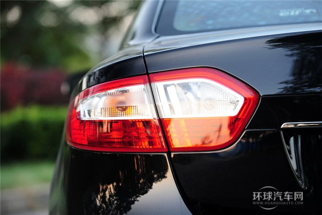 2013款 2.0L 時(shí)尚版