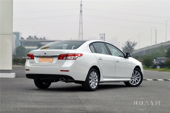 2013款 改款 2.0L 時(shí)尚版