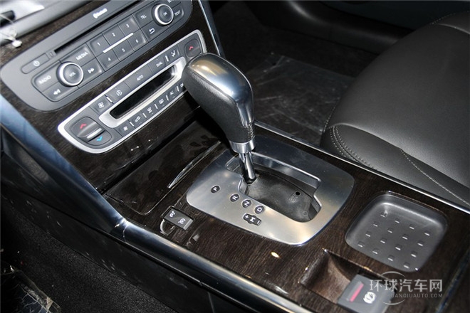 2013款 改款 2.5L 豪華版