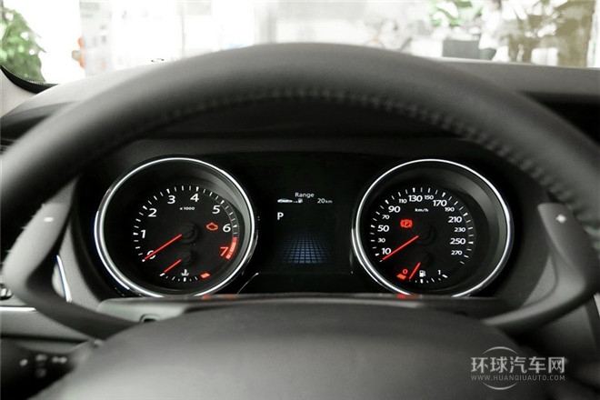 2013款 2.5L 豪華版