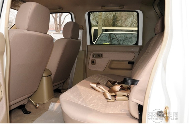 2010款 2.4L汽油四驅標準型ZG24