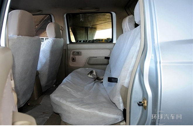 2010款 2.4L汽油兩驅(qū)豪華型ZG24