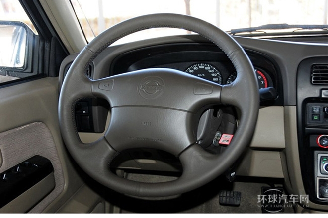 2010款 2.4L汽油兩驅(qū)豪華型ZG24