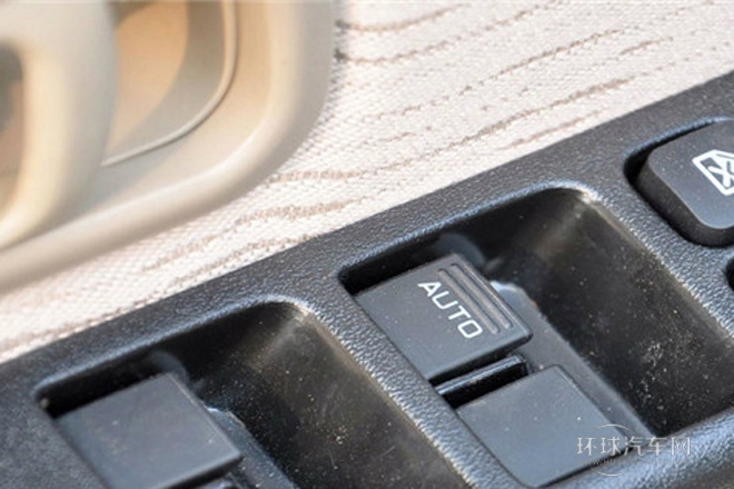 2010款 2.4L汽油兩驅(qū)標(biāo)準(zhǔn)型ZG24