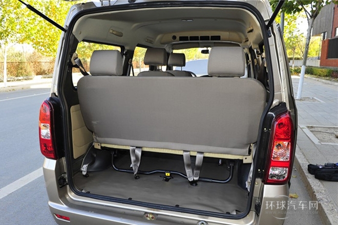 2014款1.3L手動標(biāo)準(zhǔn)型