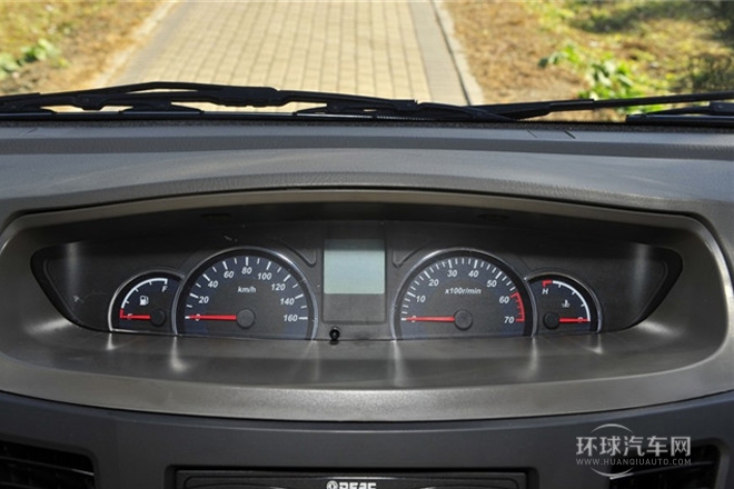 2014款1.3L手動標準型