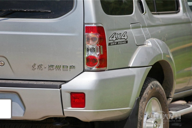 2013款2.4L手動兩驅行政版