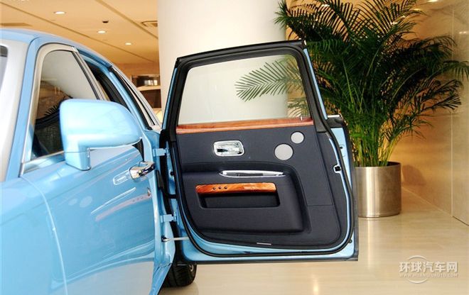 2014款 6.6T 阿爾卑斯挑戰(zhàn)之旅世紀