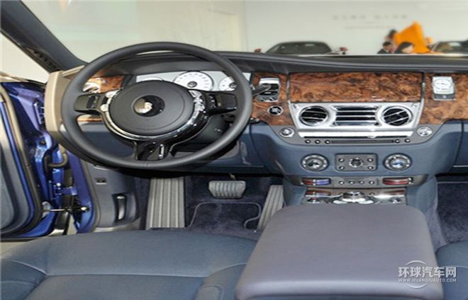 2014款 6.6T 標(biāo)準(zhǔn)版