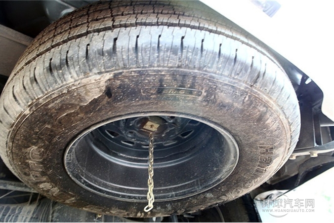 2013款2.4L手動兩驅豪華版