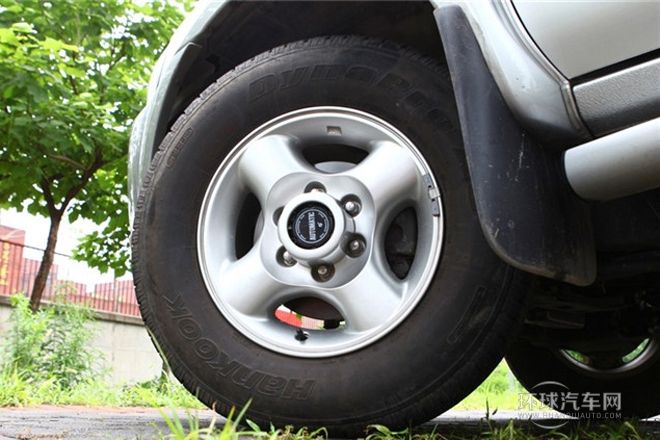 2013款2.4L手動兩驅豪華版