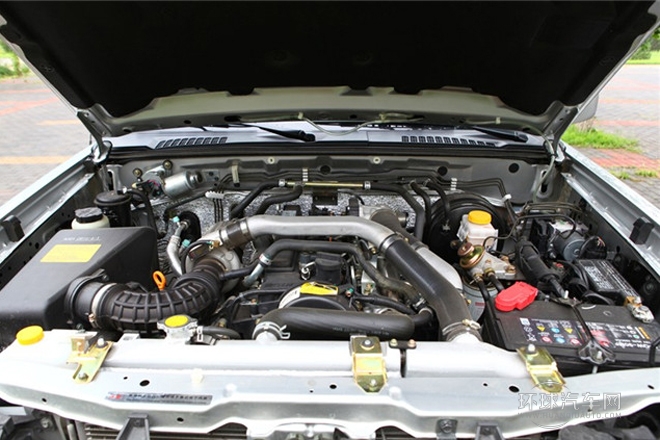 2013款2.4L手動兩驅豪華版