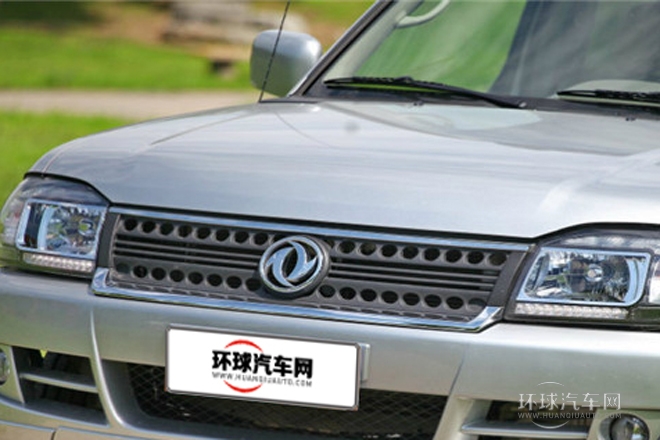 2013款2.4L手動兩驅(qū)豪華版