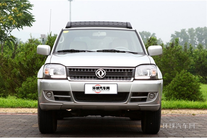 2013款2.4L手動兩驅(qū)豪華版