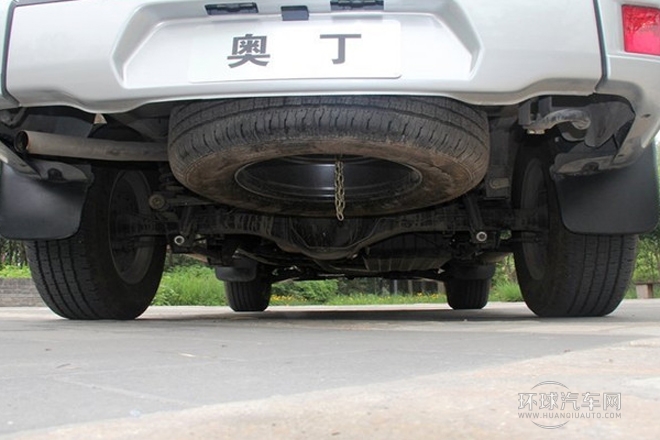 2013款2.5L手動(dòng)兩驅(qū)豪華版