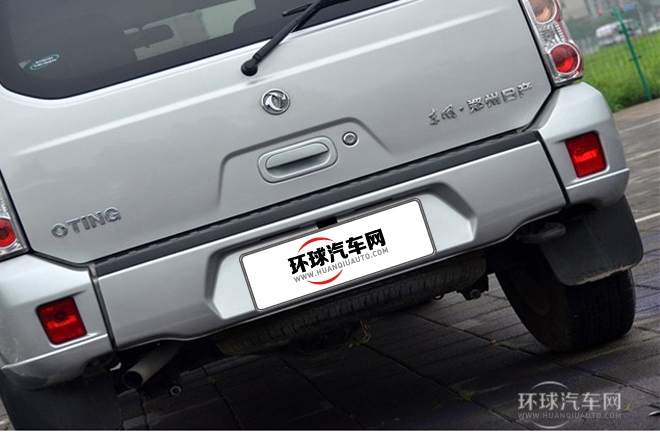 2013款2.5L手動四驅豪華版