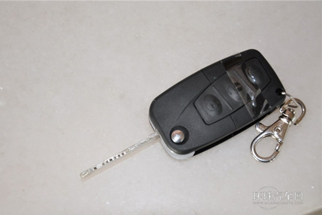 2009款2.5L自動旗艦版