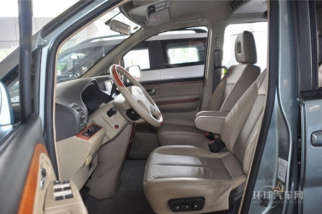 2009款2.5L自動旗艦版