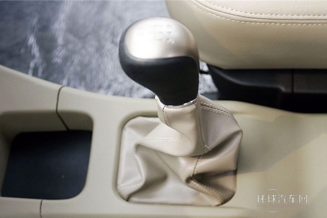 2009款2.0L手動(dòng)行政型