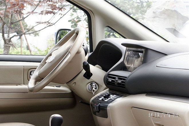 2009款2.0L手動行政型