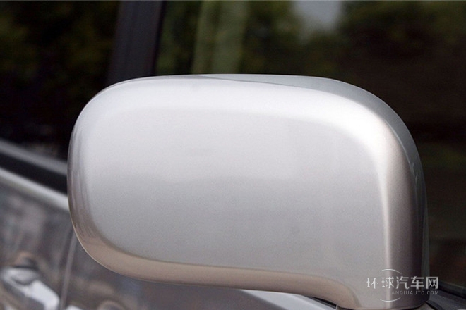 2009款2.0L手動豪華型