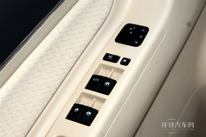 2013款 三廂 1.5L 自動(dòng)樂天版