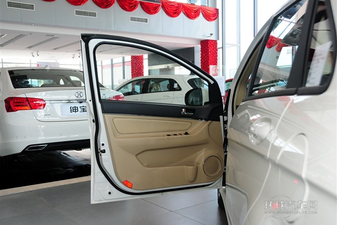 2013款 三廂 1.5L 手動樂尚版